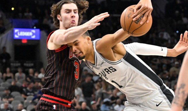 kaiyun-文班亚马砍下41+16+4+3 马刺轻取公牛豪取9连胜