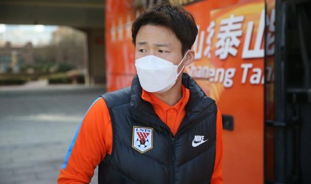 kaiyun-孙准浩摇身一变“孙俊豪” K联MVP解决郝伟纠结之处