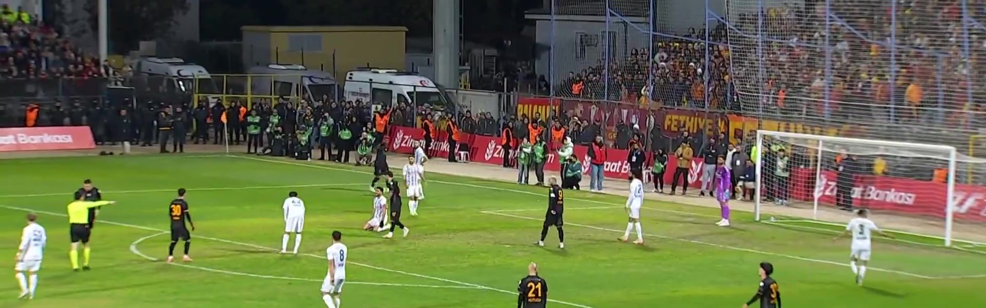 开云官网-不信邪！伊卡尔迪二连失点，两次主罚罚向同一方向均被扑出